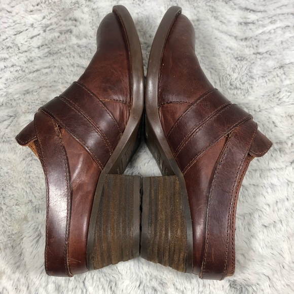 Western Style Stacked Heel Leather Mule Boots - Picture 5 of 8